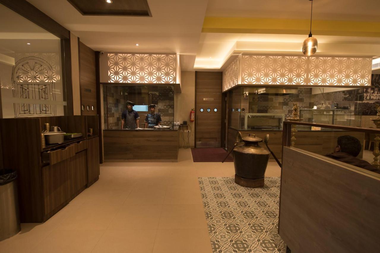 Hotel Annamalai Bahur Exterior photo
